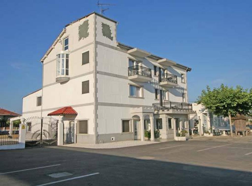 מונפורט דה למוס Hotel Terra Galega מראה חיצוני תמונה