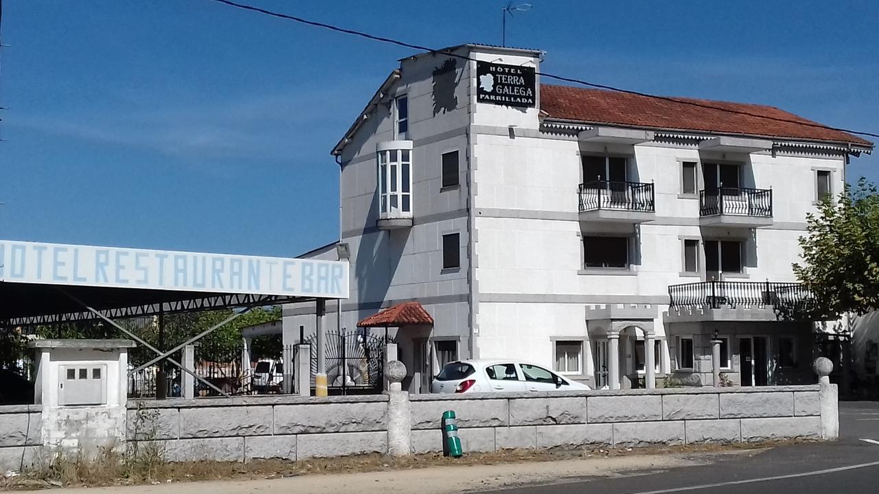 מונפורט דה למוס Hotel Terra Galega מראה חיצוני תמונה